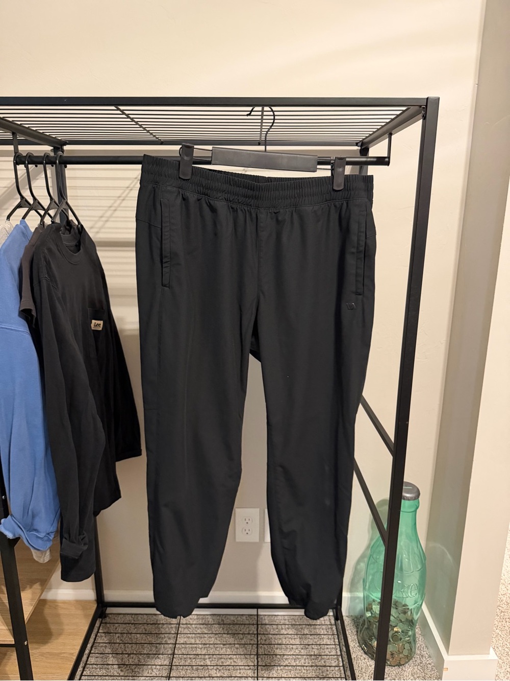 Men's Black Elastic-Waist Joggers with Tapered Leg